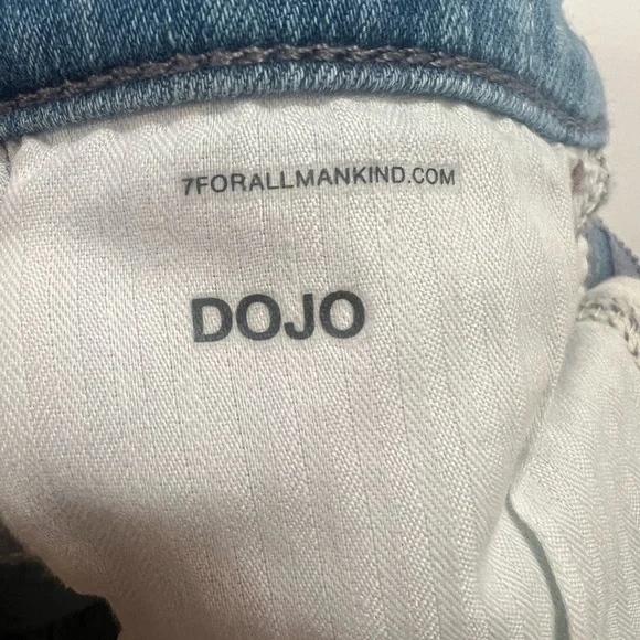 7 For All Mankind Light Blue Wide Leg Jeans. Size 25. Great Fit! - Picture 6 of 7